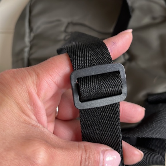 Puma Mini Backpack - Picture 5 of 9